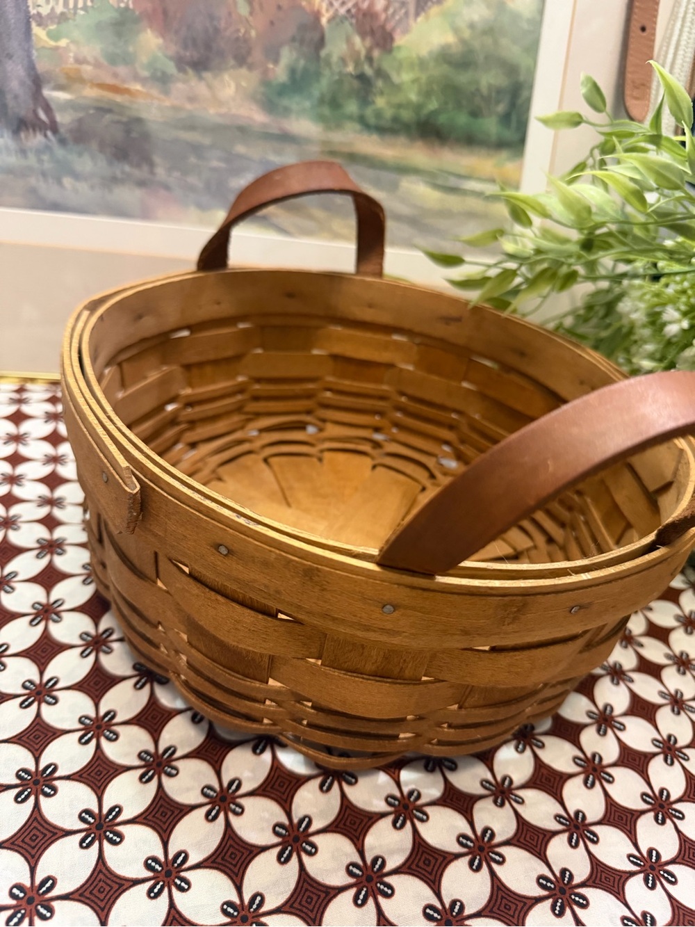 Longaberger 19 century round Basket with Leather Handles